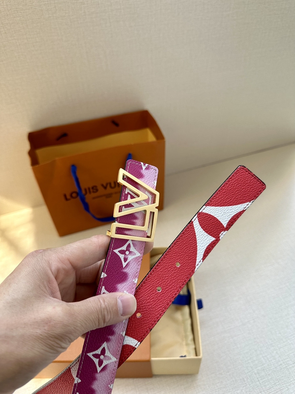 激安ルイヴィトンベルト着用イメージ